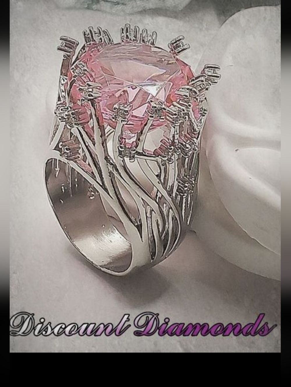Round Pink Diamond wrapped in 925 Sterling Silver - Women's Jewelry